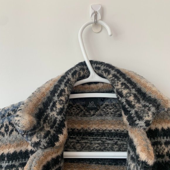 Banana Republic lambs wool winter cardigan - Picture 4 of 7